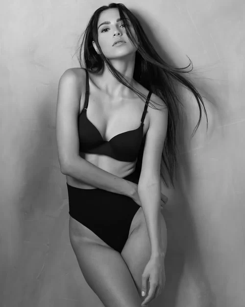 Stella Parker Models Modelling Agency in Delhi ()